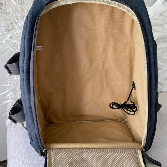 G-raphy Camera Backpack - Picture 5 of 15